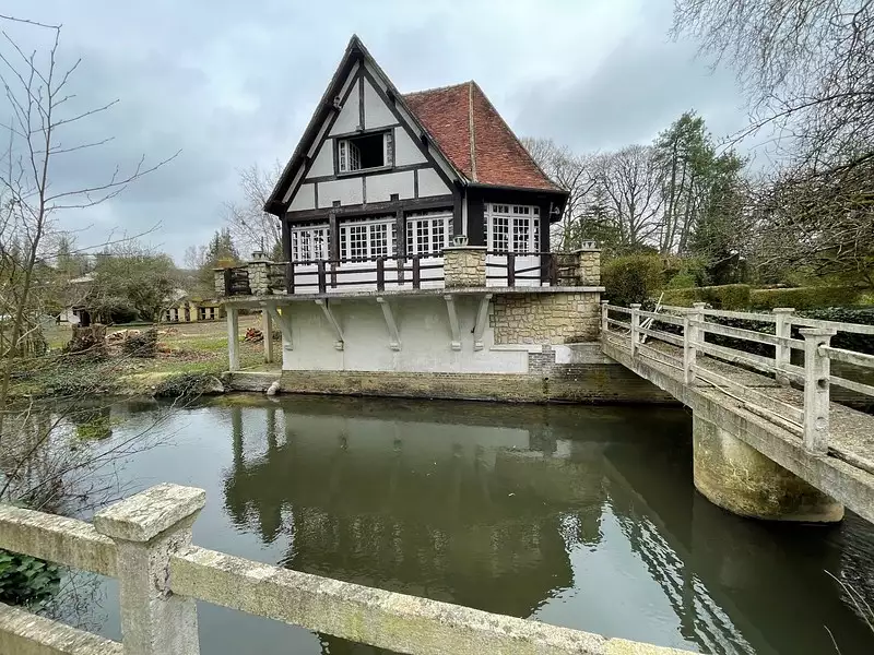 Maison, 284 m²
