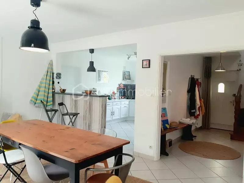 Maison, 163 m²