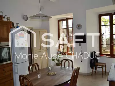 Maison, 800 m²