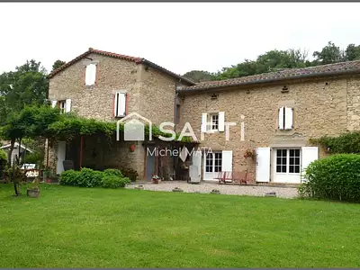 Maison, 232 m²