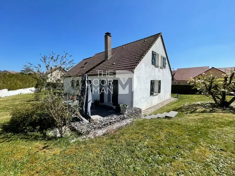 Maison, 151 m²