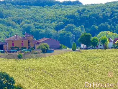 Maison, 235 m²