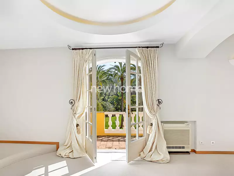 Maison, 270,24 m²