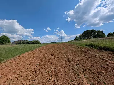 Terrain, 12 670 m²