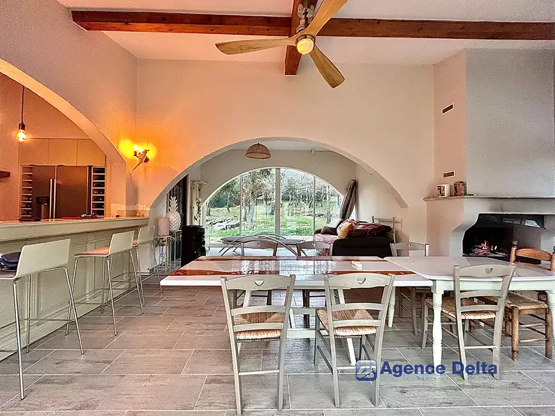 Maison, 170 m²