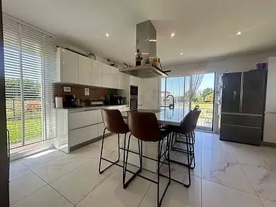 Maison, 130 m²