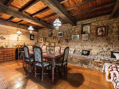 Maison, 285 m²