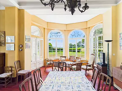 Maison, 315,37 m²