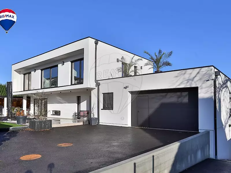 Maison, 348 m²
