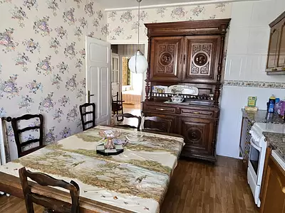 Maison, 220 m²