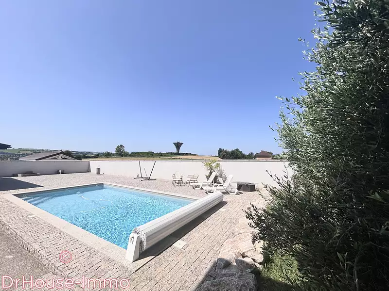 Maison, 165 m²