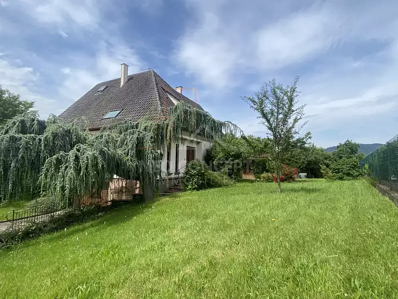 Maison, 227 m²