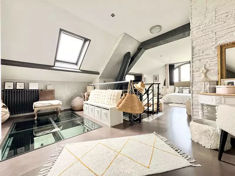 Maison, 280 m²