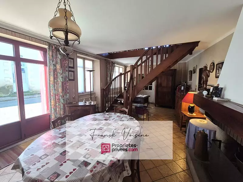 Maison, 321 m²