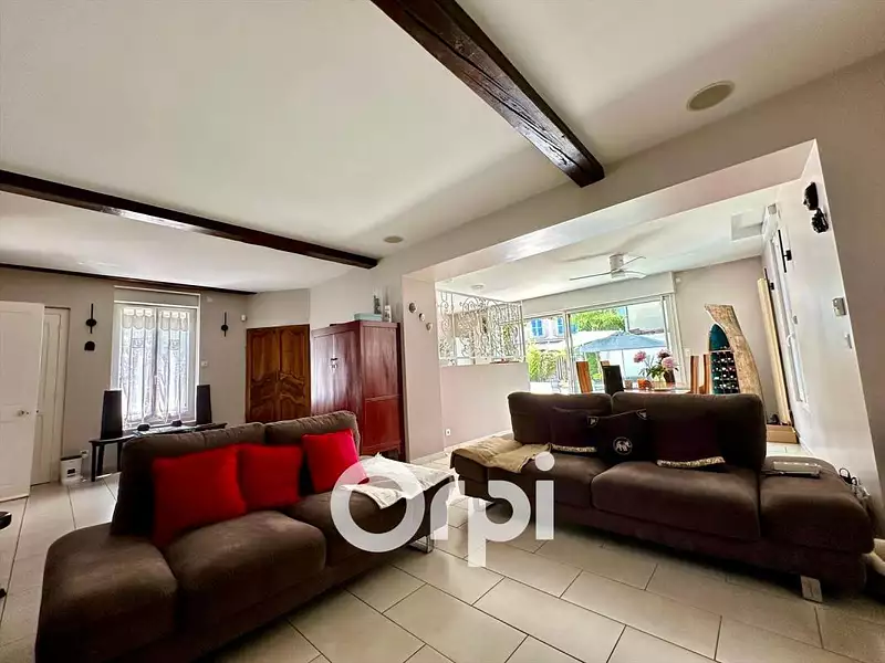 Maison, 224 m²