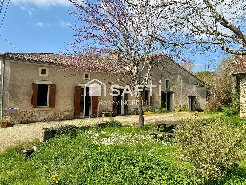 Maison, 180 m²