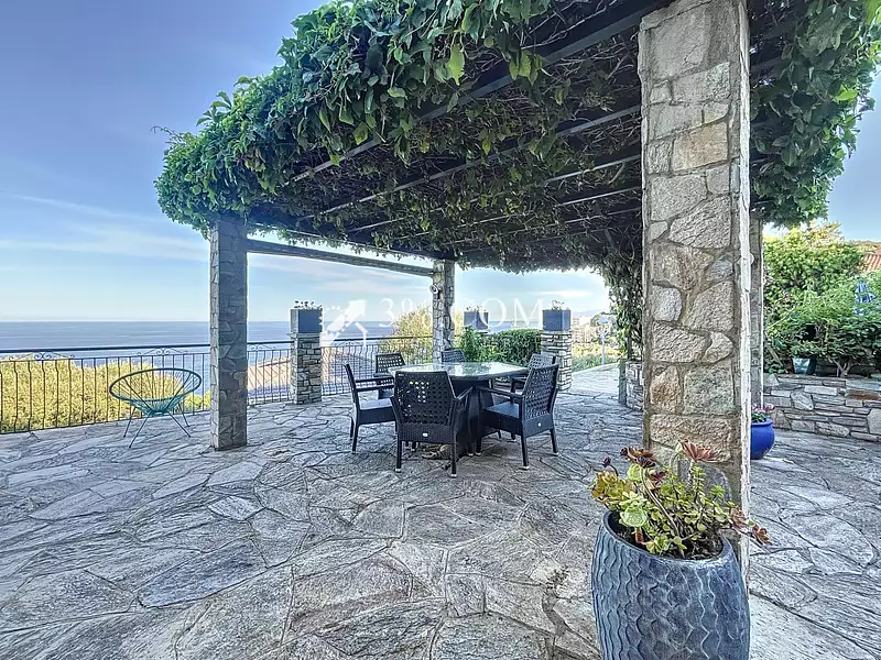 Maison, 165 m²