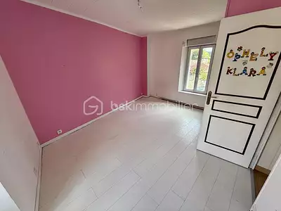 Maison, 240 m²