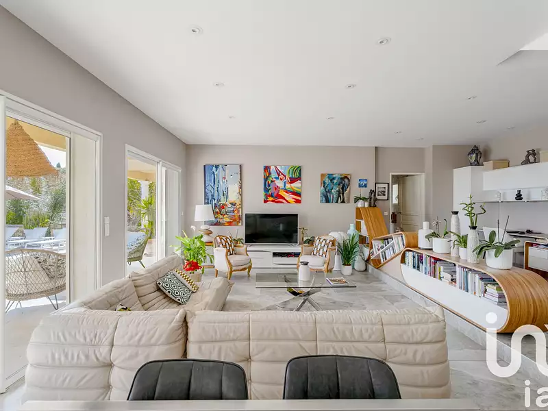 Maison, 182 m²