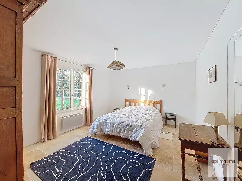 Maison, 235 m²