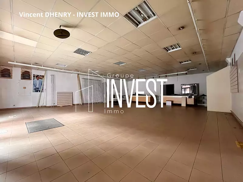 Immeuble, 200 m²