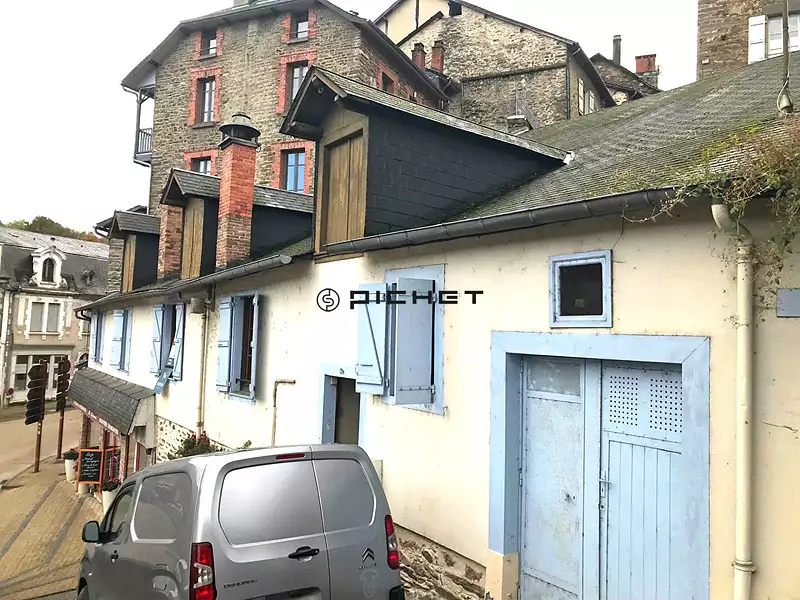Immeuble, 314 m²