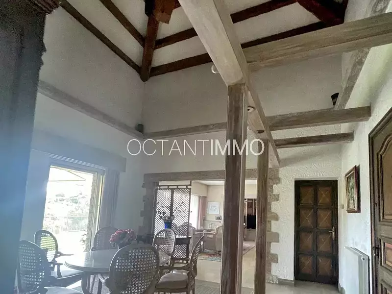 Maison, 260 m²