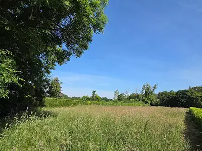 Terrain, 1 220 m²