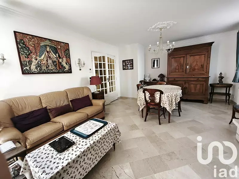 Maison, 190 m²