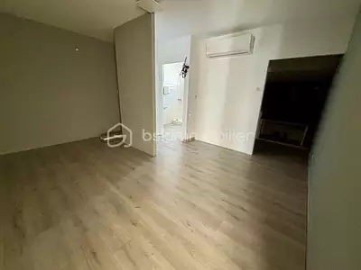 Immeuble, 49 m²