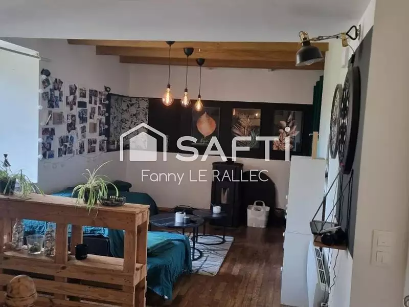 Maison, 163 m²