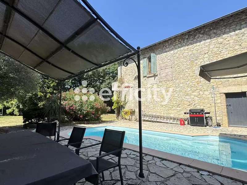 Maison, 450 m²