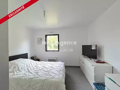 Maison, 83 m²