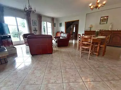 Maison, 213 m²