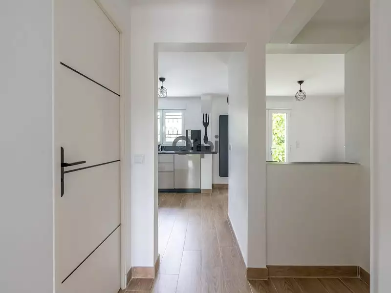Maison, 253 m²