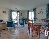 Maison, 260 m²