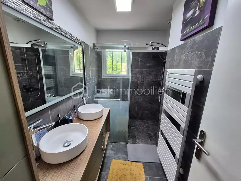 Maison, 140 m²