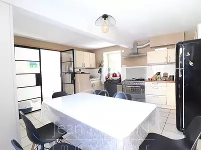 Maison, 146 m²