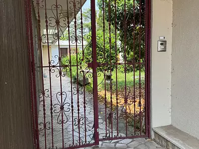 Maison, 250 m²