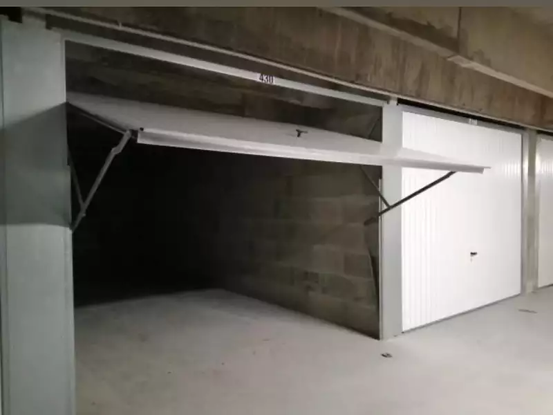 Parking, 12 m²