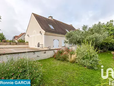 Maison, 176 m²