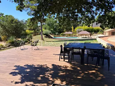 Maison, 237 m²