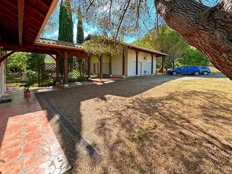 Maison, 344 m²