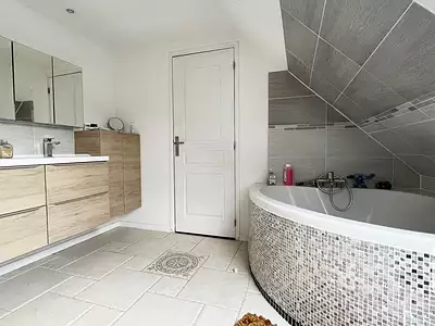 Maison, 169 m²