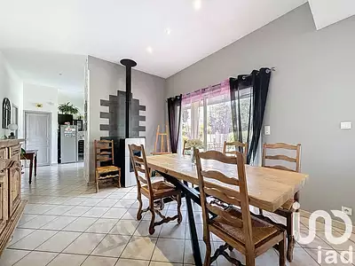 Maison, 204 m²