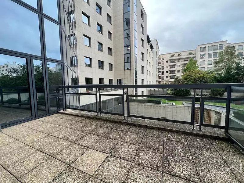 Divers, 20 m²