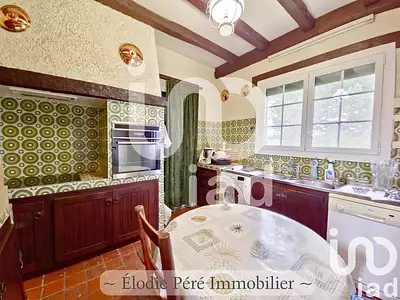 Maison, 210 m²