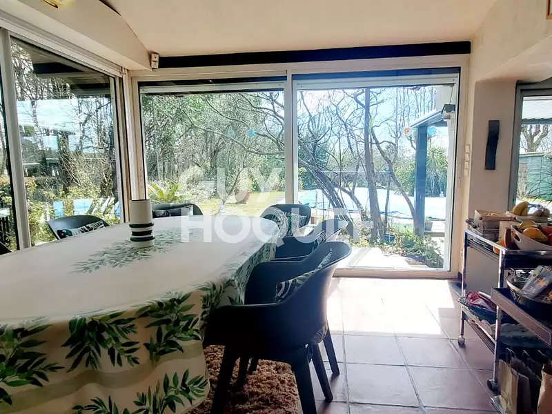 Maison, 174 m²