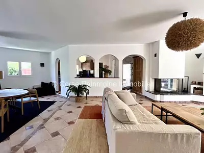 Maison, 148 m²