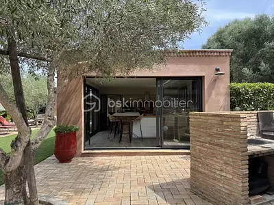 Maison, 162 m²